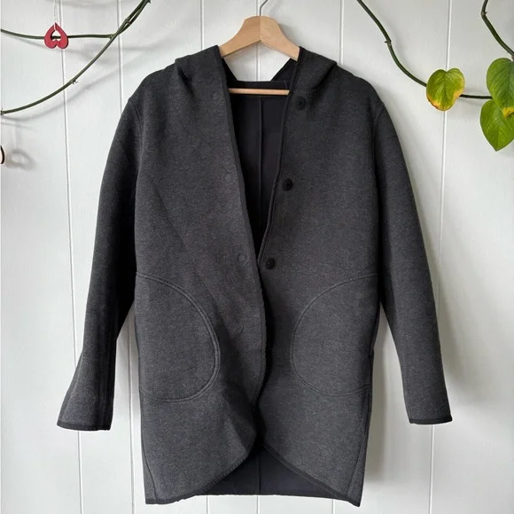 SOLD - Lululemon Urban Horizons Jacket | Size Small - Picture 9 of 9